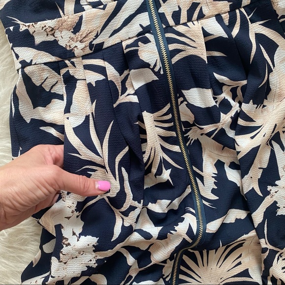 Zip-Front Botanical Print Midi Dress - Picture 3 of 6